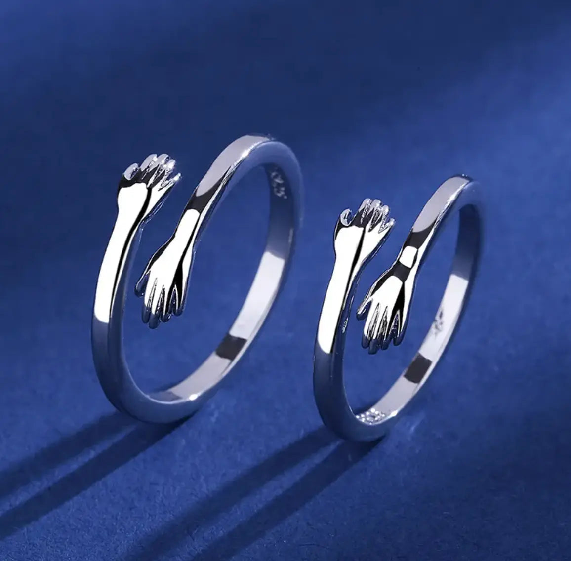 Hug Shape Ring — Adjustable Couple Rings