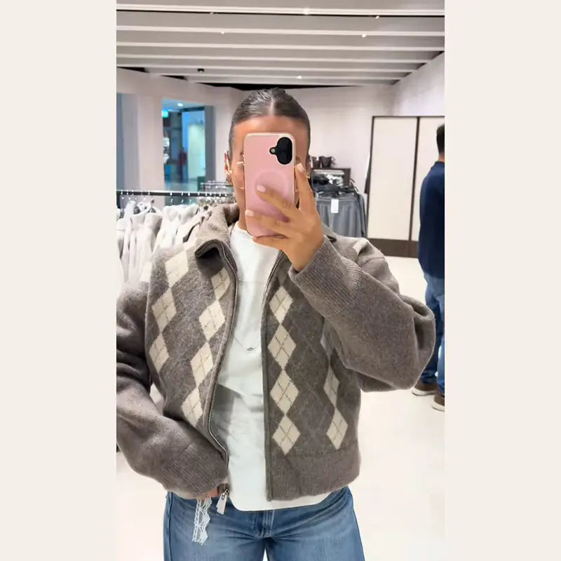 Autumn Breeze | Women's Cardigan Sweater with Zipper & Stand Collar | Loose Fit for Cozy Autumn Style 7