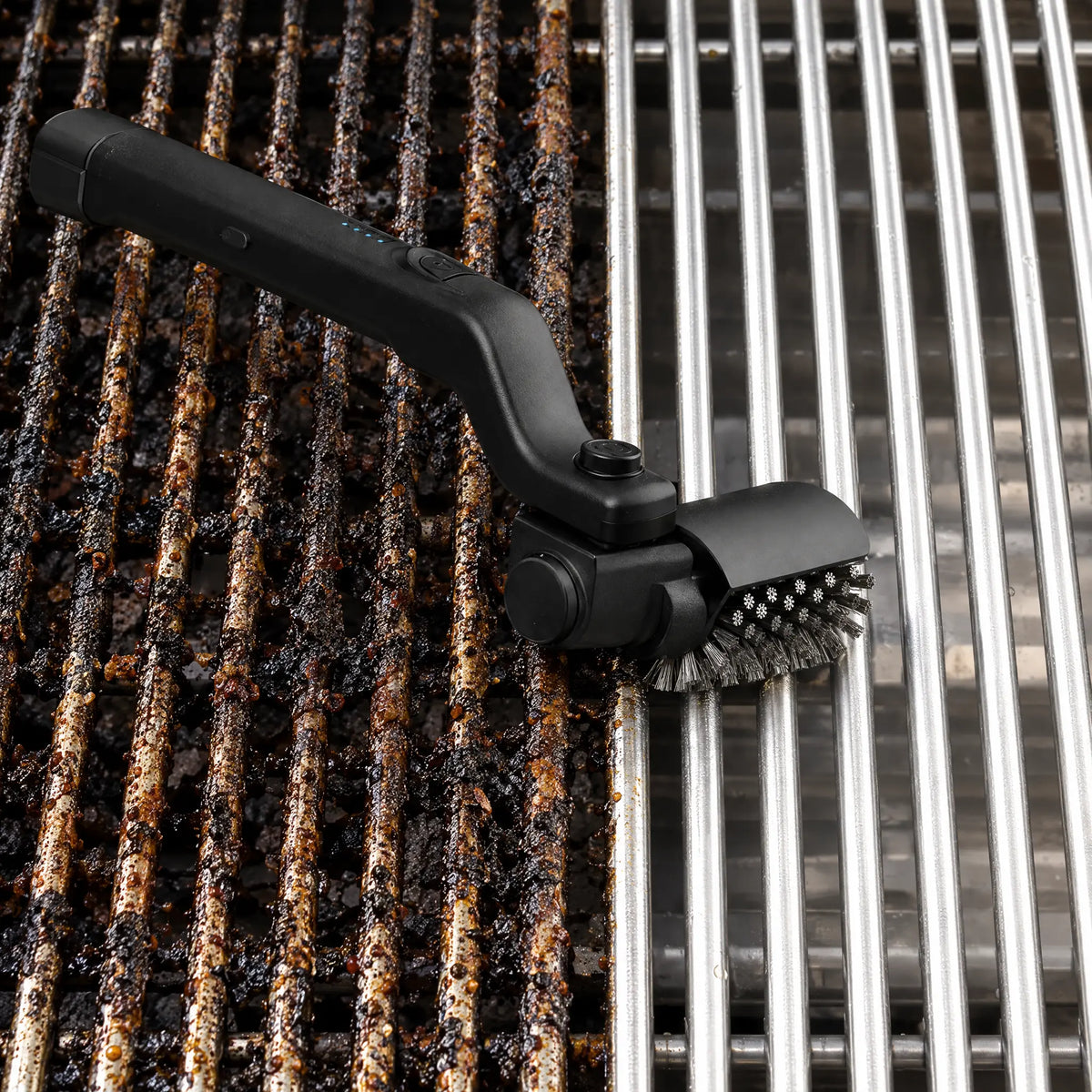 Grill grates before and after cleaning with the electric grill brush